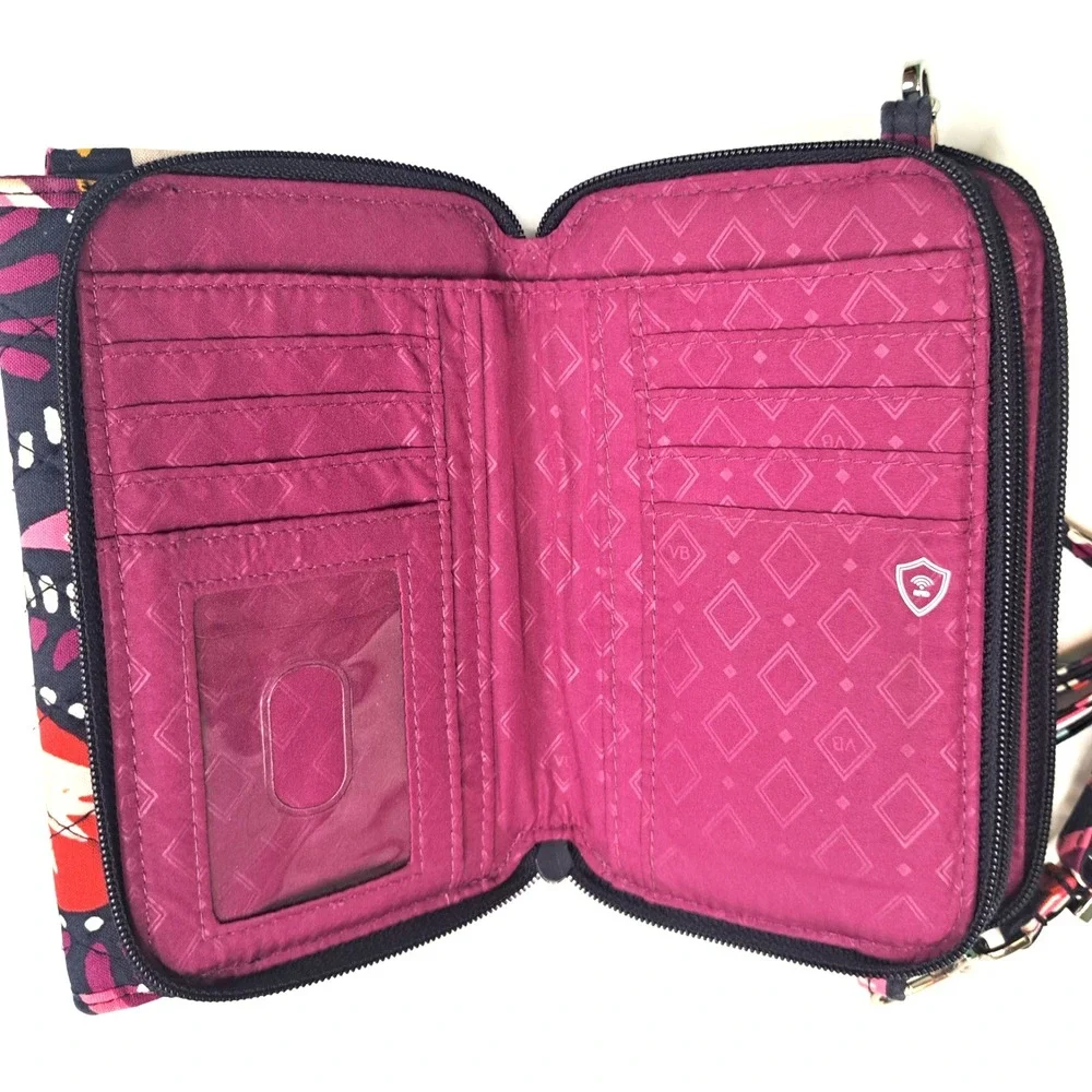 Vera Bradley Painted Paisley RFID Wallet Crossbody Purse Quilted NWOT Festival - Picture 3 of 11